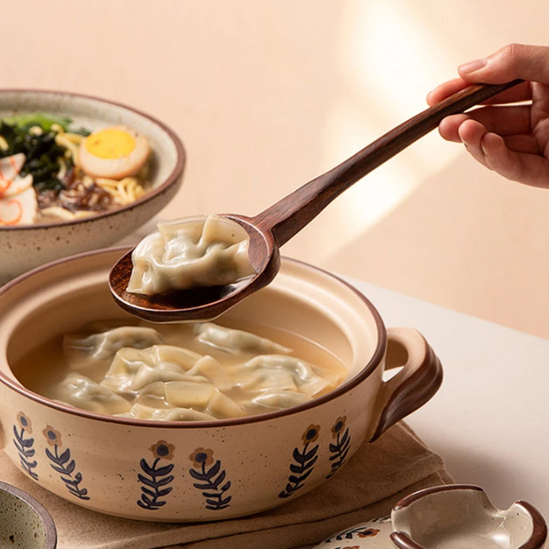 Long Handle Ramen Wooden Spoon - Home Cooking In Japanese recension och pris